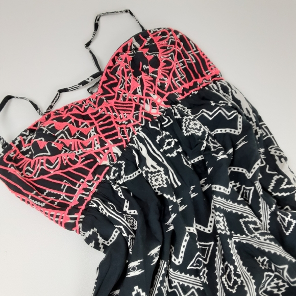 BILLABONG Blk/White Aztec Print Maxi Dress - Picture 2 of 8